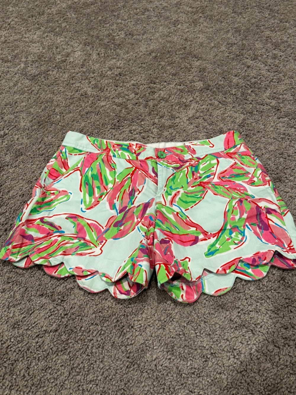 Lilly Pulitzer Buttercup Shorts Scalloped Hem Tropical Palm Print Size 2